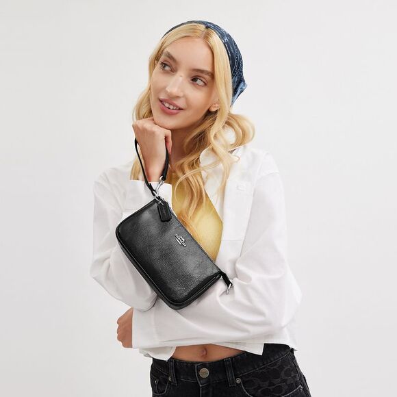 NWT Coach Outlet Nolita 19 - Picture 6 of 7